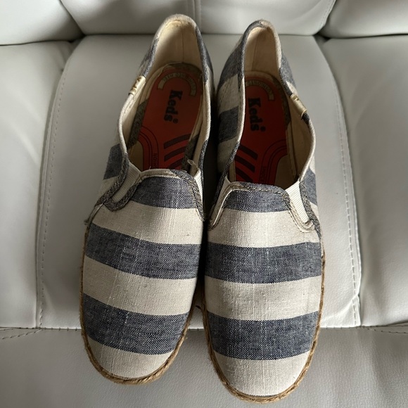 Keds Stripe Slip On Jute Sole - Size 8 - Picture 2 of 6